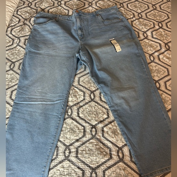 Terra & Sky Denim - Terra & Sky NWT Plus Size 28W-30W 4X Skinny Jeggings High Rise Stretch Denim